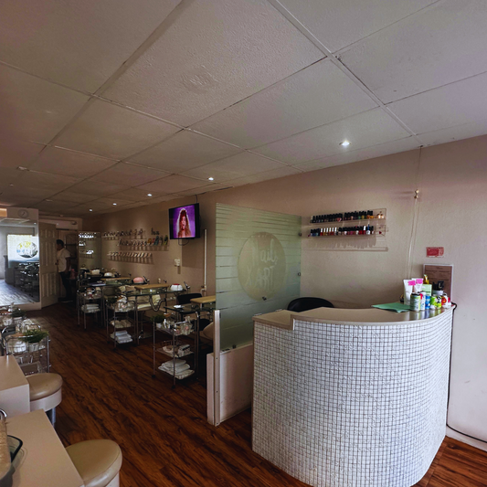 Local en Venta en Plaza Santa Elena 2, frente a Fusades – Santa Elena