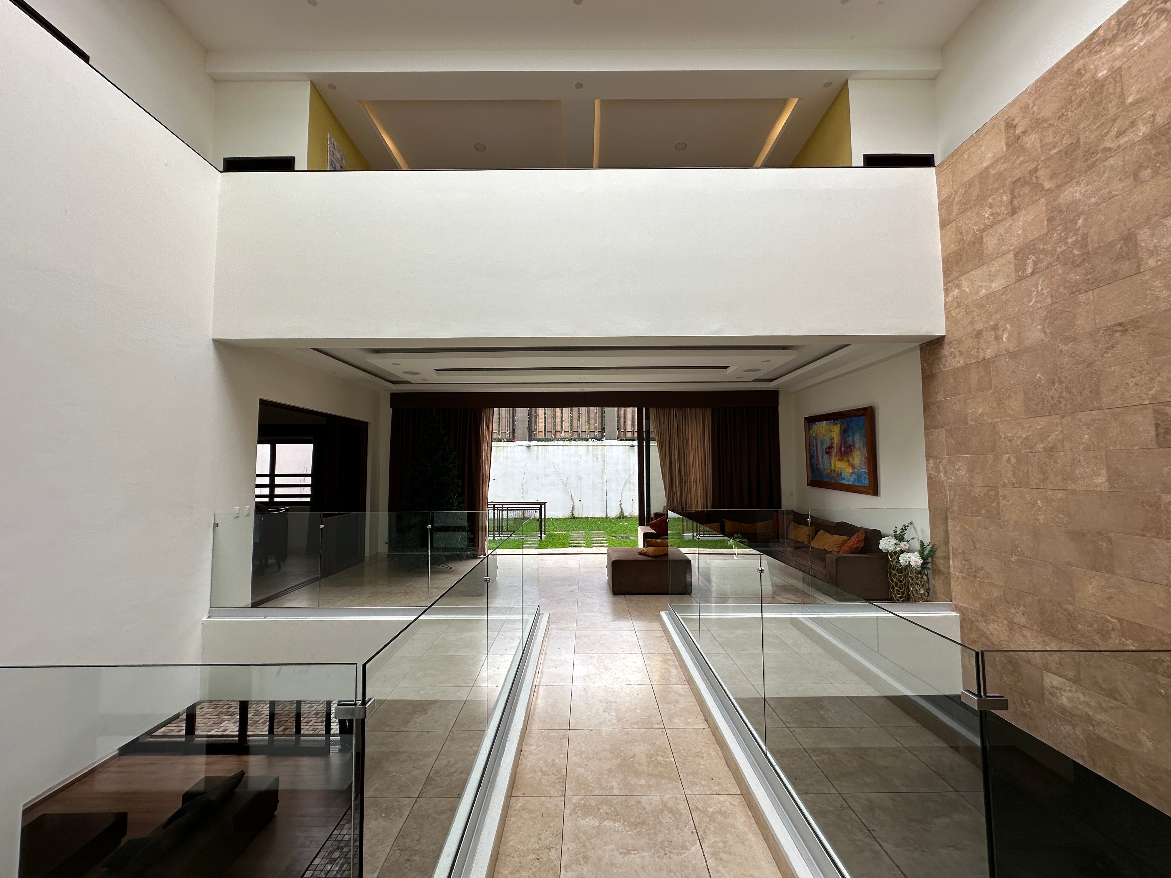 Moderna Casa de Lujo en Venta en Residencial Los Sueños – 4 Habitaciones con Piscina Climatizada y Amenidades Premium