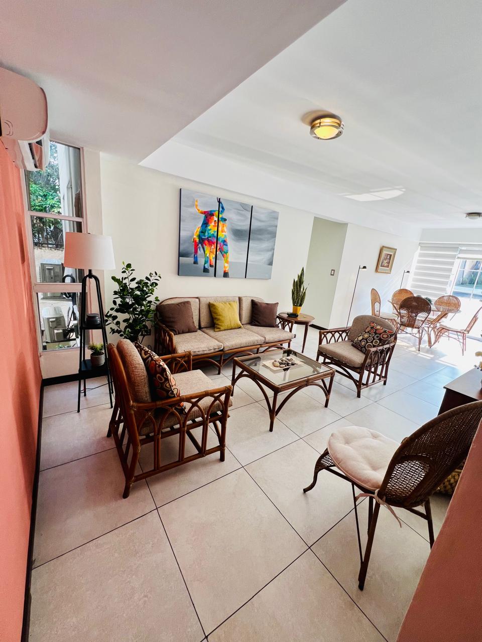 Apartamento amueblado en San Benito Flat – San Salvador
