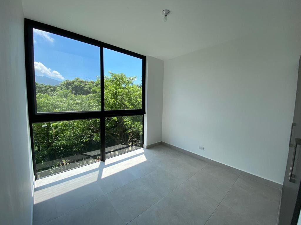 Townhouse en Alquiler en Santa Rosa, Santa Tecla: ¡Comodidad y Estilo en una Ubicación Privilegiada!