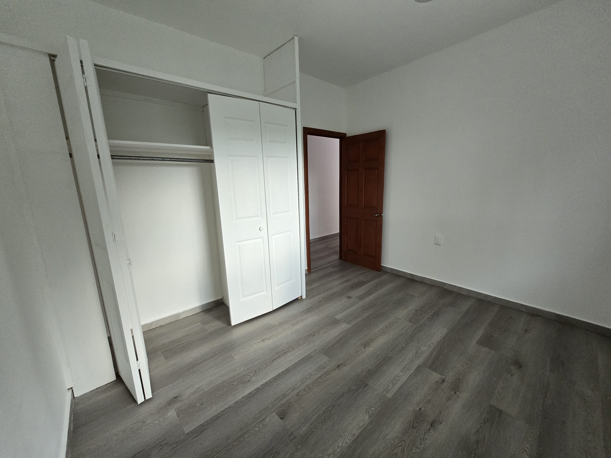 Apartamento en Alquiler en la Tranquila y Exclusiva Quintas del Bosque, Km 7 1/2 Carretera a Planes de Renderos