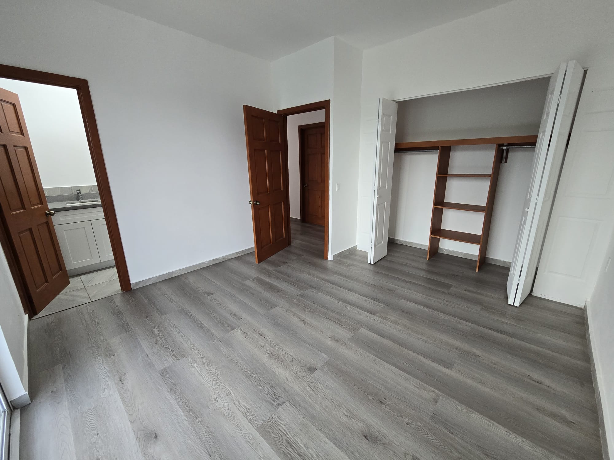 Apartamento en Alquiler en la Tranquila y Exclusiva Quintas del Bosque, Km 7 1/2 Carretera a Planes de Renderos